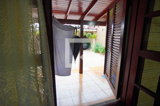Sala - Vista de casa à venda com 2 quartos, 240m² em Sarandi, Porto Alegre
