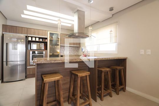 Cozinha - Armários de casa à venda com 3 quartos, 310m² em São José, Canoas