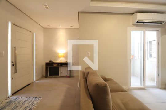 Sala de casa à venda com 3 quartos, 310m² em São José, Canoas