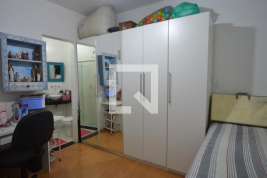 Quarto 1 Suite de casa à venda com 3 quartos, 160m² em Vila Kosmos, Rio de Janeiro