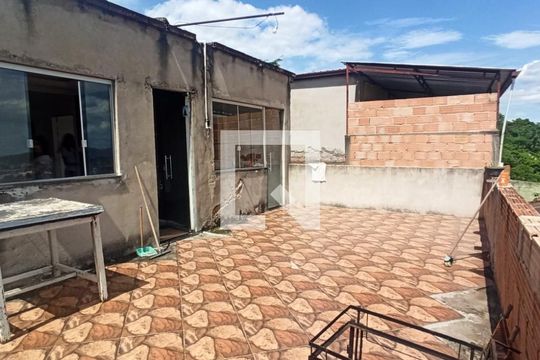 Sacada de casa à venda com 4 quartos, 160m² em Tropical, Contagem