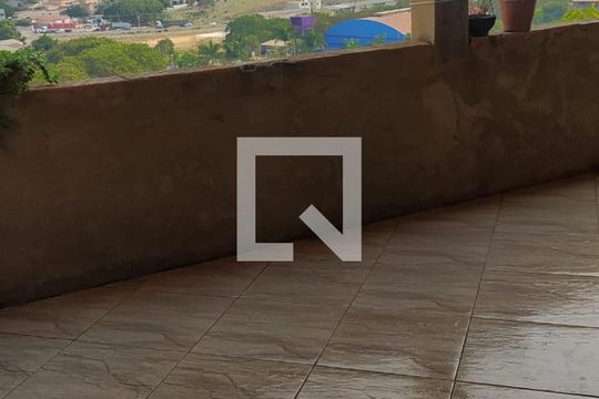 Sacada de casa à venda com 4 quartos, 160m² em Tropical, Contagem