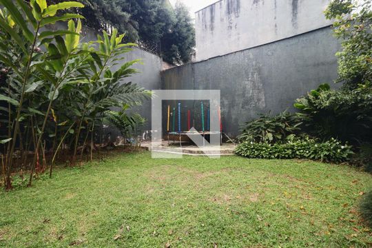 Área externa de casa à venda com 4 quartos, 600m² em Vila Morumbi, São Paulo
