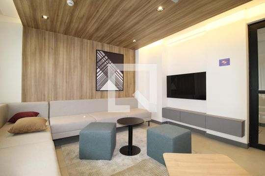 Área Comum - TV Room de kitnet/studio à venda com 1 quarto, 26m² em Vila Olímpia, São Paulo