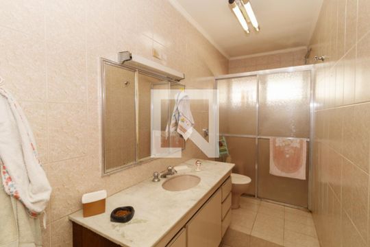 Banheiro Quarto 2 de casa à venda com 3 quartos, 200m² em Parada Inglesa, São Paulo
