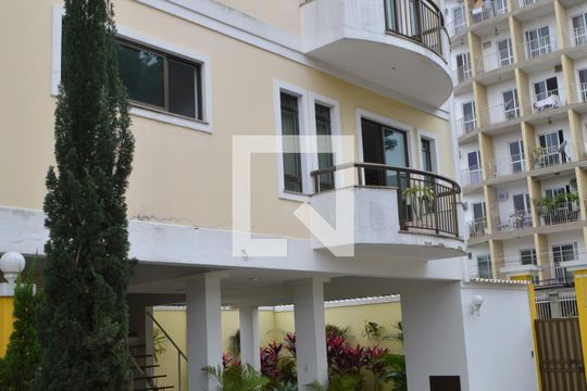 Fachada da Casa de casa de condomínio à venda com 3 quartos, 197m² em Pechincha, Rio de Janeiro