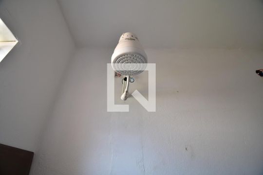 Banheiro Suíte de casa à venda com 6 quartos, 325m² em Conjunto Habitacional Vila Santana (sousas), Campinas