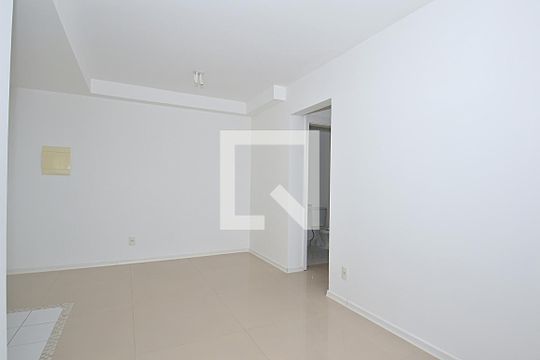 Sala de apartamento à venda com 3 quartos, 65m² em Humaitá, Porto Alegre