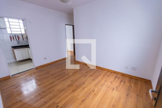 Apartamento à venda com 2 quartos, 47m² em Itapoã, Belo Horizonte