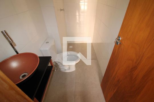 Banheiro de apartamento para alugar com 1 quarto, 27m² em Santana, São Paulo