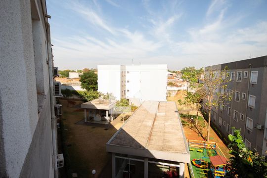 Vista da Área de Serviço de apartamento para alugar com 2 quartos, 42m² em Antonio Marincek, Ribeirão Preto
