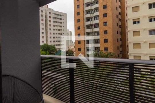 varanda de kitnet/studio à venda com 1 quarto, 28m² em Vila Mariana, São Paulo