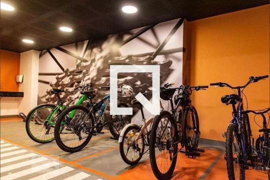 Área comum -bicicletário  de kitnet/studio à venda com 1 quarto, 28m² em Vila Mariana, São Paulo