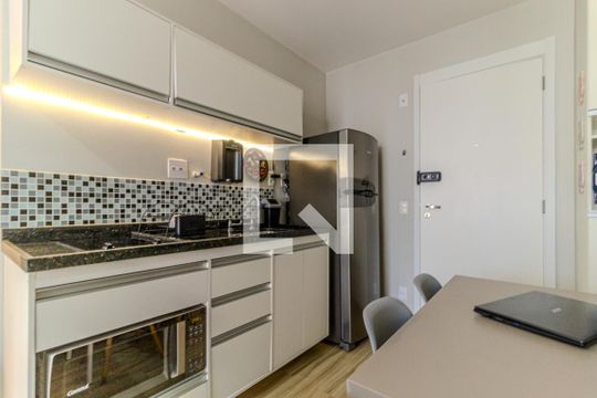 Cozinha de kitnet/studio para alugar com 1 quarto, 31m² em Campos Elíseos, São Paulo