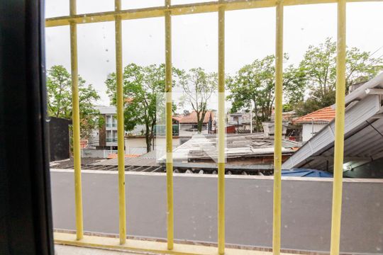 Vista do Quarto 1 de casa para alugar com 2 quartos, 100m² em Jardim Santo Alberto, Santo André