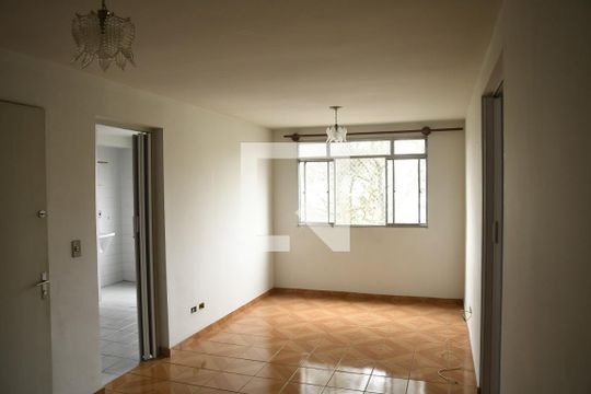 Sala de apartamento para alugar com 2 quartos, 64m² em Jardim Caiapiá, Cotia