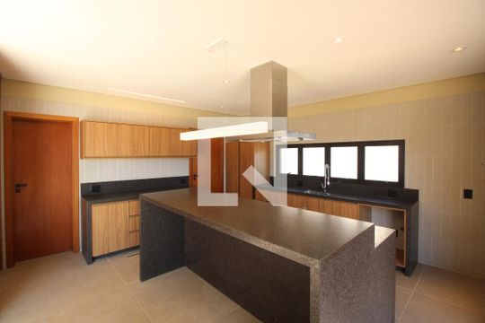 Cozinha de casa de condomínio à venda com 4 quartos, 494m² em Alphaville, Nova Lima