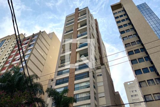 Fachada de apartamento à venda com 3 quartos, 110m² em Pinheiros, São Paulo