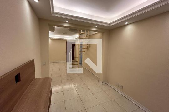Sala de apartamento à venda com 2 quartos, 130m² em Méier, Rio de Janeiro