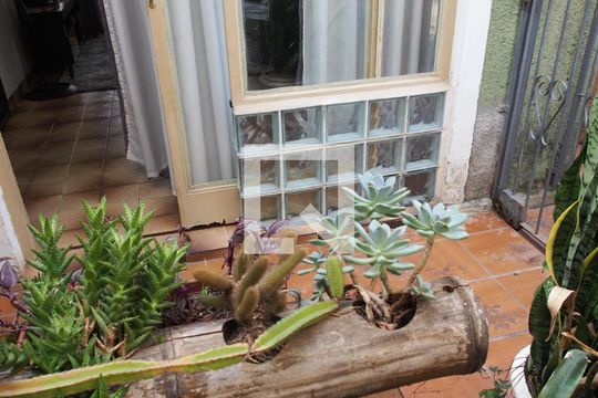 Quarto 1 de casa à venda com 2 quartos, 163m² em Vila Vianelo, Jundiaí