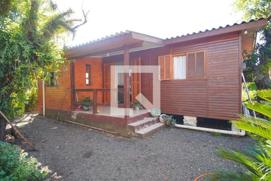 Área externa de casa à venda com 2 quartos, 65m² em Canudos, Novo Hamburgo
