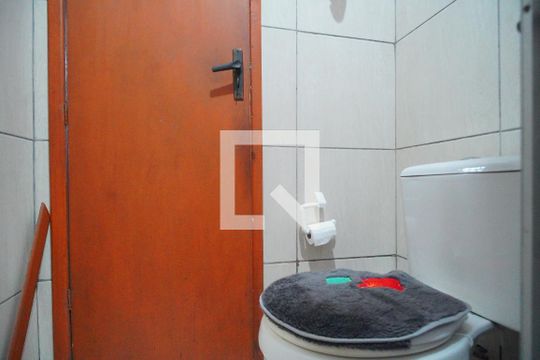 Banheiro de casa à venda com 2 quartos, 65m² em Canudos, Novo Hamburgo