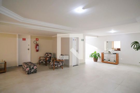 Hall de entrada de apartamento para alugar com 3 quartos, 123m² em Santa Maria, São Caetano do Sul