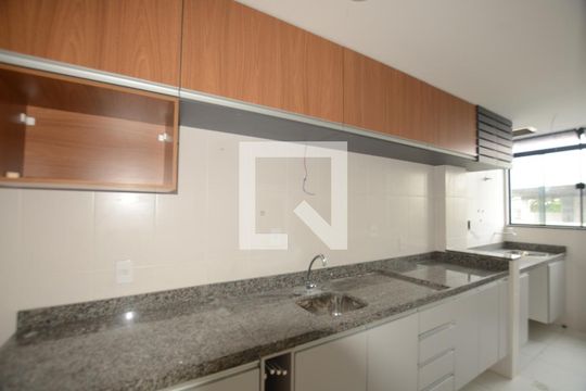 Cozinha de apartamento para alugar com 2 quartos, 70m² em Bento Ribeiro, Rio de Janeiro
