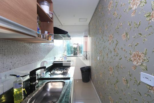 Cozinha de apartamento à venda com 2 quartos, 55m² em Vila Carrão, São Paulo