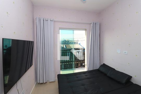 Sala de TV de apartamento à venda com 2 quartos, 55m² em Vila Carrão, São Paulo