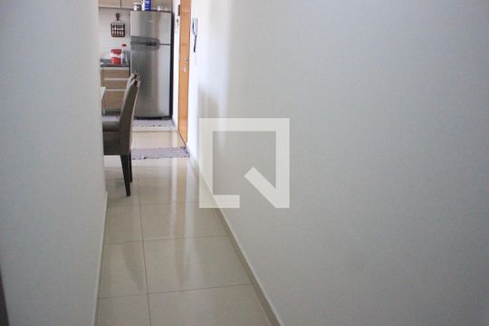 Corredor de apartamento à venda com 2 quartos, 49m² em Taboão, Guarulhos