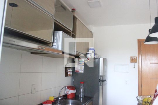 Cozinha de apartamento à venda com 2 quartos, 49m² em Taboão, Guarulhos