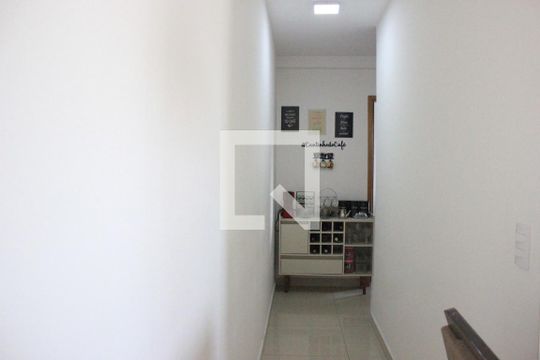 Corredor de apartamento à venda com 2 quartos, 49m² em Taboão, Guarulhos