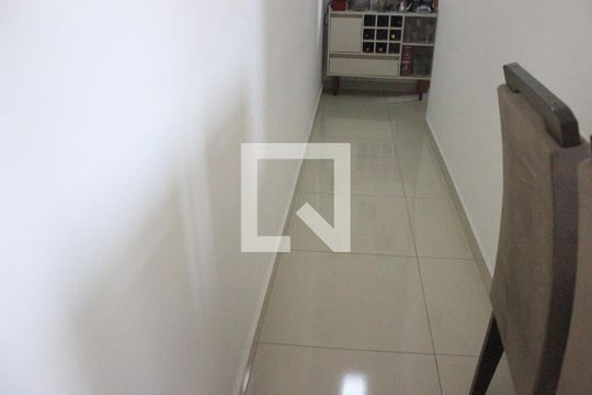Corredor de apartamento à venda com 2 quartos, 49m² em Taboão, Guarulhos