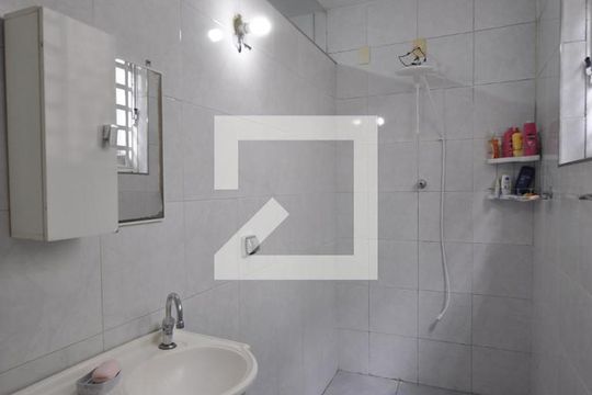 Banheiro da Suíte de casa à venda com 3 quartos, 200m² em Parque Edu Chaves, São Paulo