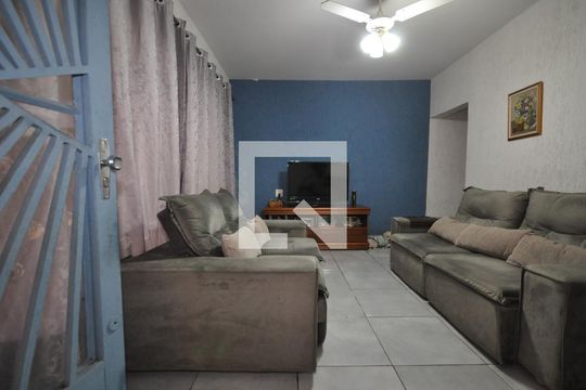 Sala de casa à venda com 3 quartos, 200m² em Parque Edu Chaves, São Paulo