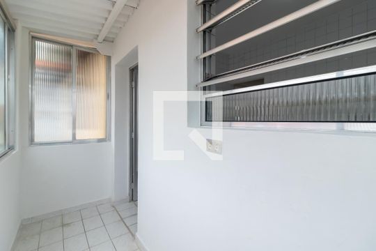 Área de Serviço de casa para alugar com 2 quartos, 96m² em Vila Pauliceia, São Paulo