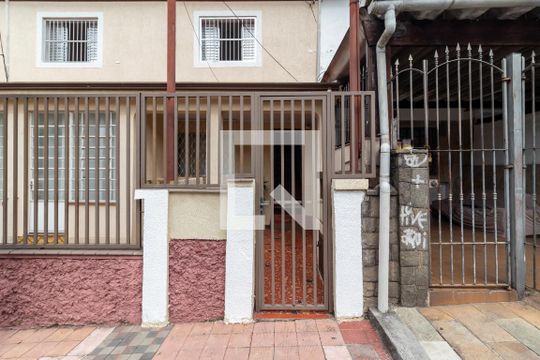 Fachada de casa para alugar com 2 quartos, 96m² em Vila Pauliceia, São Paulo