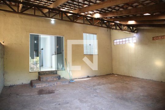 Área comum de casa à venda com 3 quartos, 180m² em Chácaras Recreio São João, Goiânia