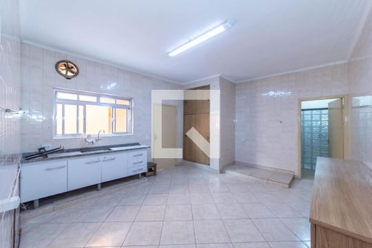 Cozinha de casa à venda com 3 quartos, 170m² em Cursino, São Paulo