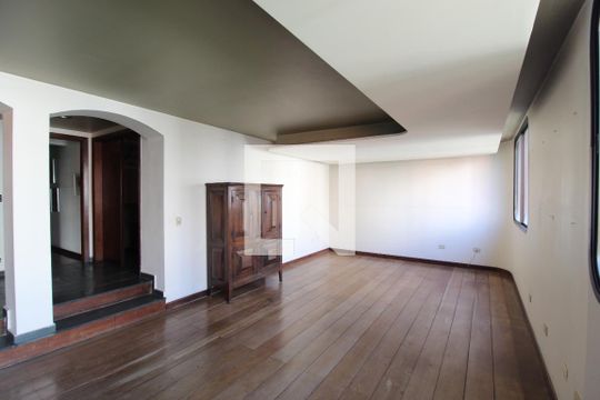 Sala de apartamento à venda com 3 quartos, 210m² em Moema, São Paulo