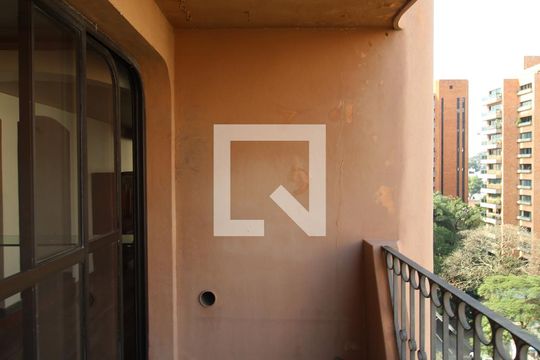 Varanda de apartamento à venda com 3 quartos, 210m² em Moema, São Paulo