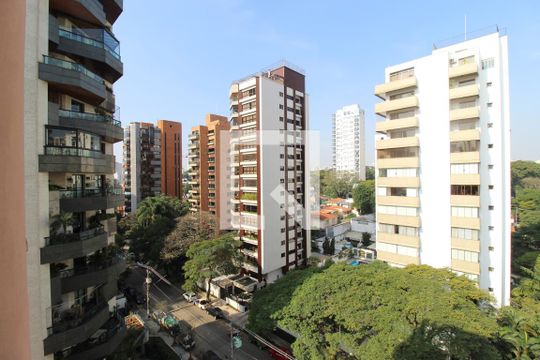 Vista da Varanda de apartamento para alugar com 3 quartos, 210m² em Moema, São Paulo