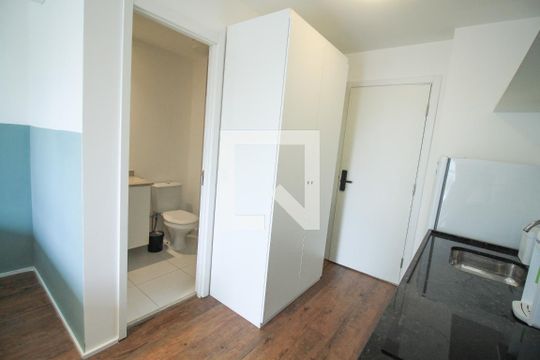 Studio de kitnet/studio para alugar com 1 quarto, 24m² em Belenzinho, São Paulo
