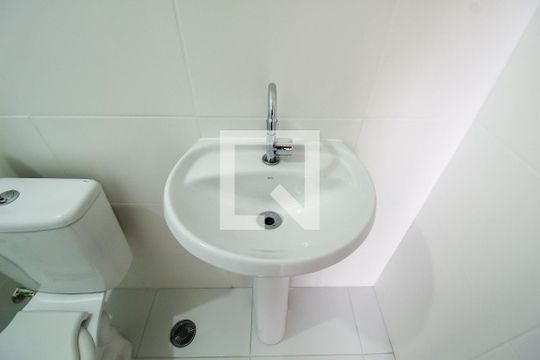 Banheiro de apartamento à venda com 1 quarto, 28m² em Alto da Mooca, São Paulo
