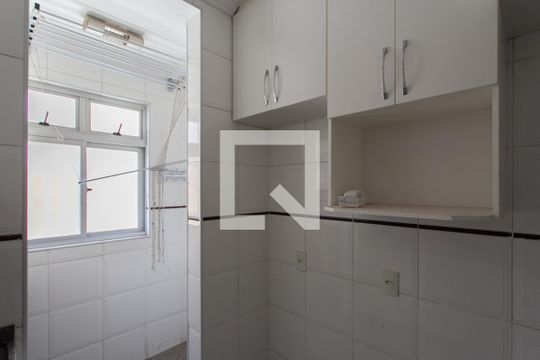 Cozinha de apartamento à venda com 3 quartos, 65m² em Liberdade, Belo Horizonte