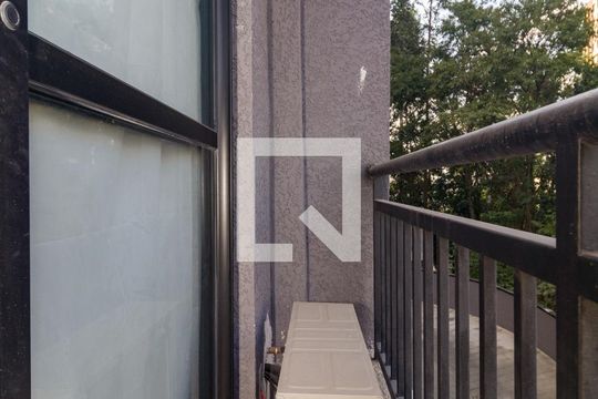 Varanda do Quarto de kitnet/studio para alugar com 1 quarto, 24m² em Cidade Jardim, São Paulo