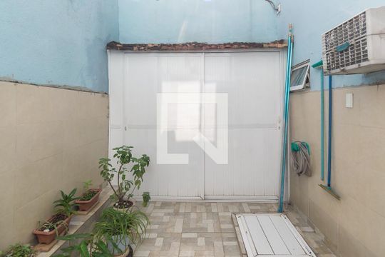 Casa frente - Lavanderia de casa à venda com 5 quartos, 180m² em Olaria, Rio de Janeiro