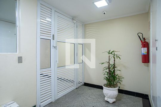 Hall de entrada de kitnet/studio à venda com 1 quarto, 37m² em Bela Vista, São Paulo
