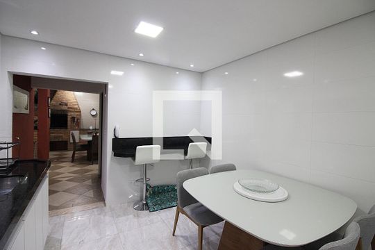 Cozinha de casa à venda com 3 quartos, 215m² em Nova Petrópolis, São Bernardo do Campo